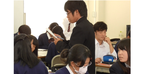 再度グループで練り上げ発表する画像